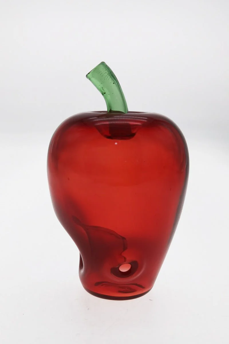 4.00" Dry Spoon Pipe w/ Apple Body (126g) Carb Hole: Left Side