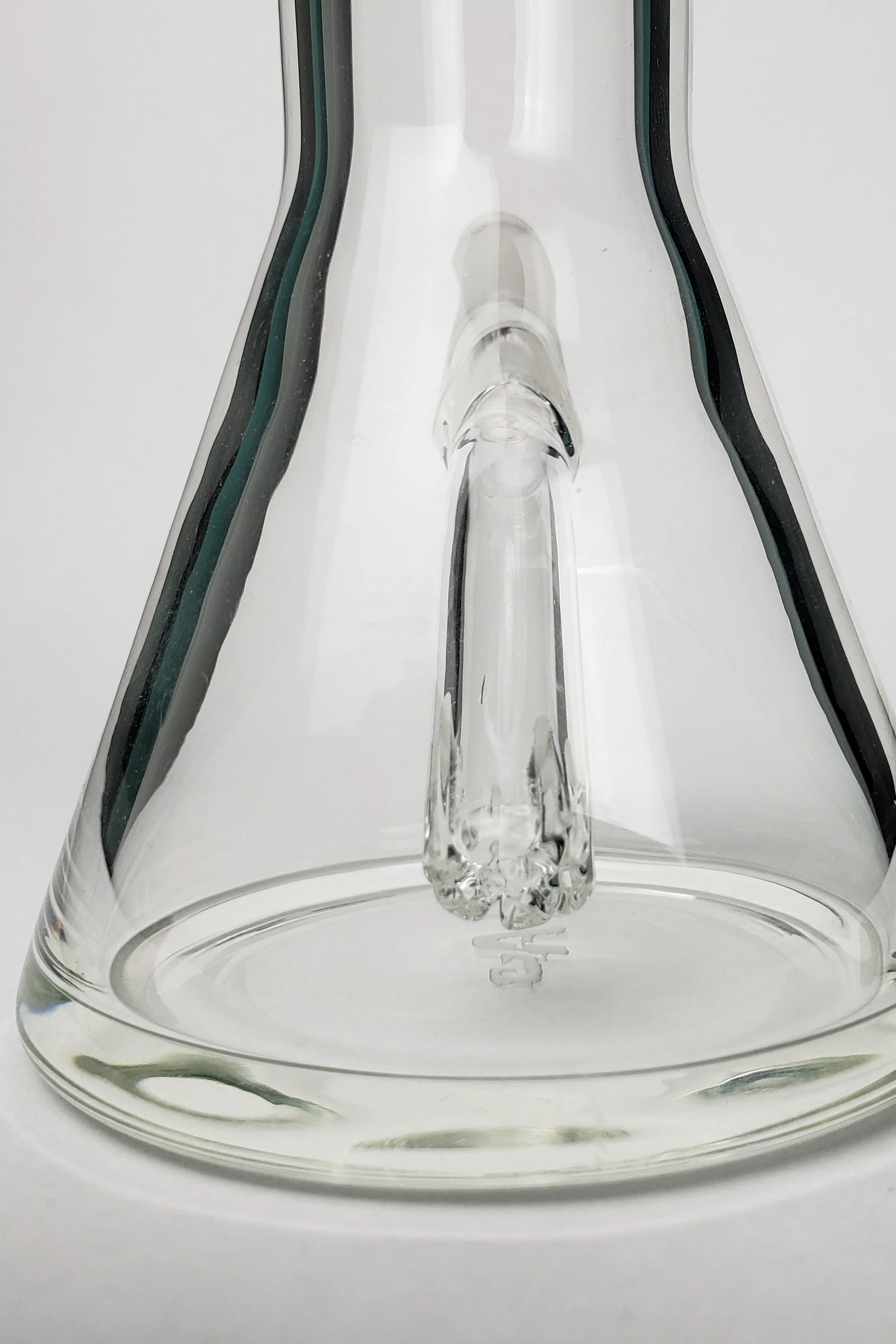TAG - 7.5" Fixed Disk Downstem Beaker Bong 32x4MM - 14MM Male - Image 4