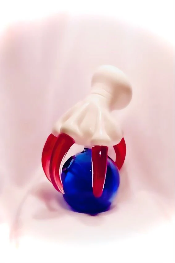 The Glass Cure - 5.25" Dragon Claw Bubbler (10MM Female) (270g) - Image 6