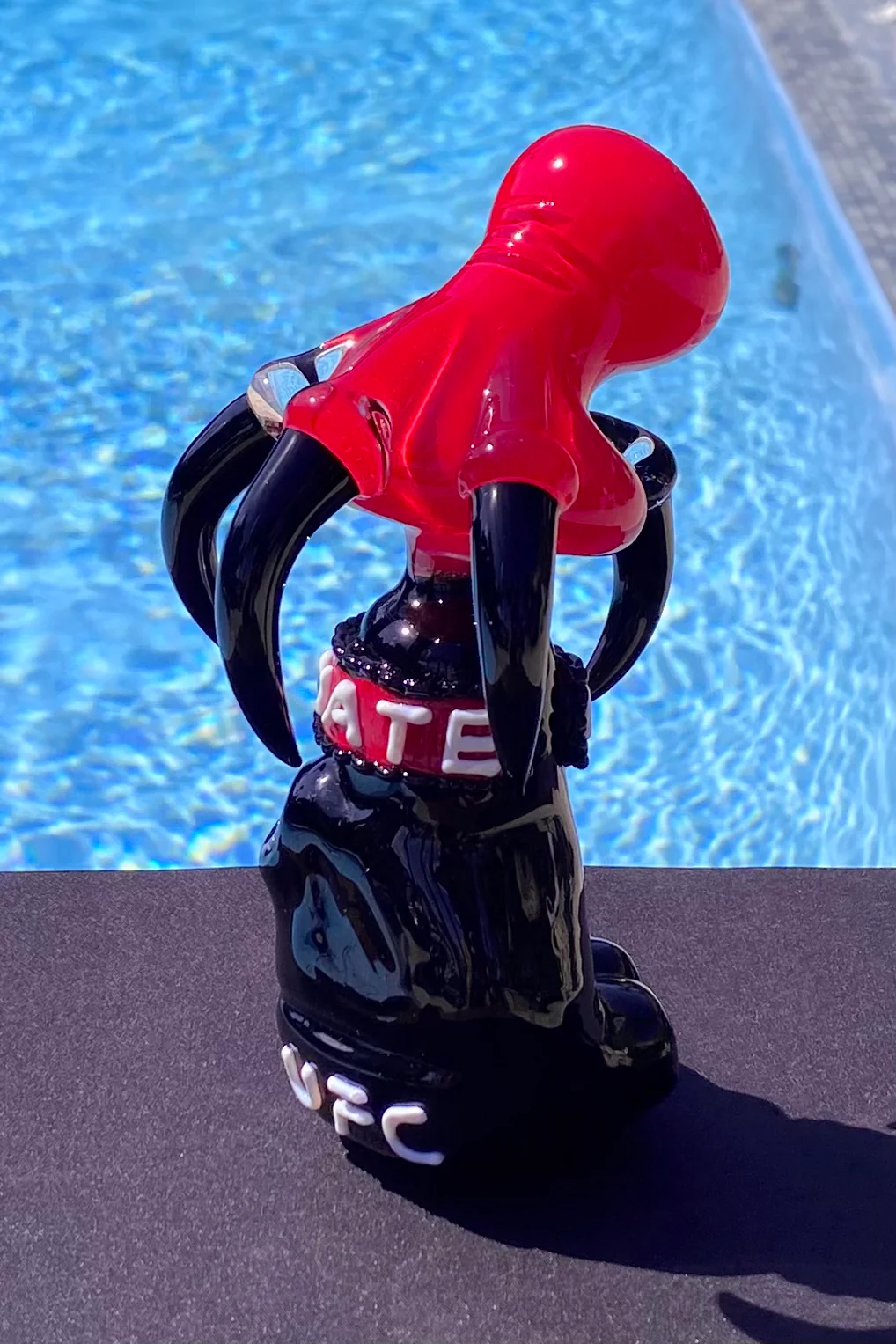 The Glass Cure - 6.25" UFC Fight Glove Nick Diaz Dragon Claw Bubbler (10MM Female) (310g) - Image 12